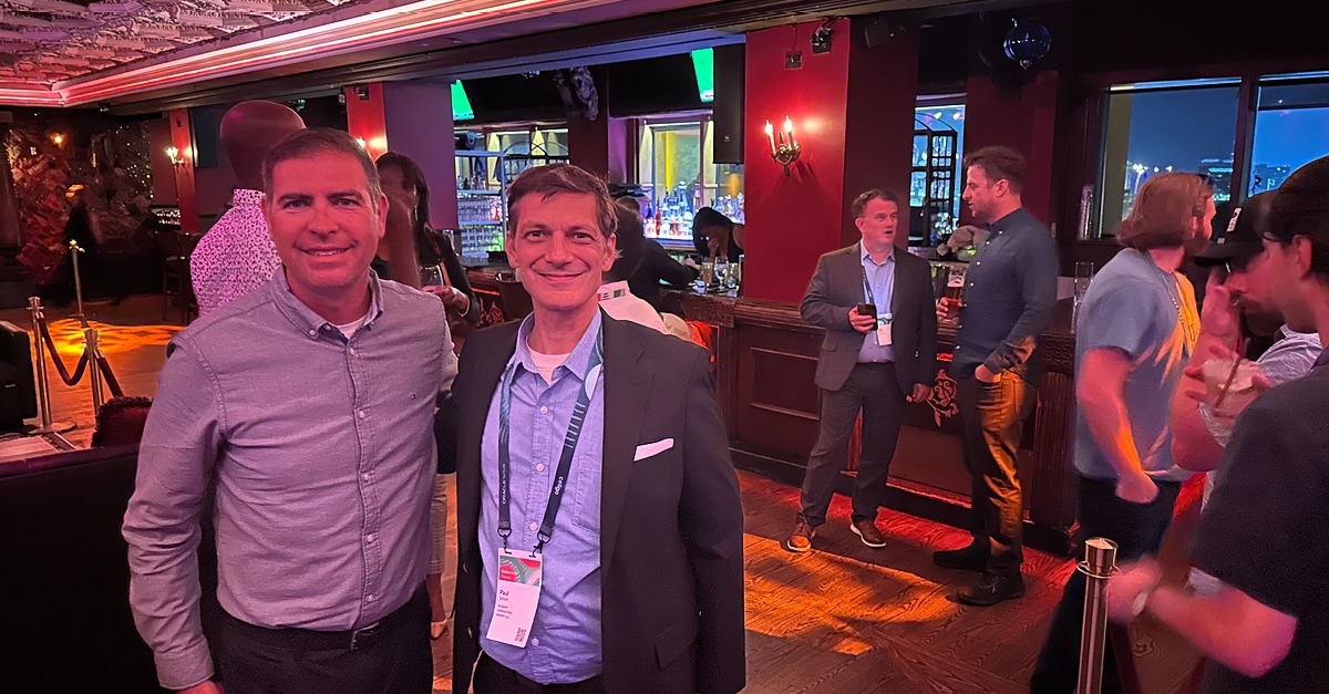 SCG_team_suiteworld_event_tom_arehart_shopify_partner_manager_suiteworld_swanky_IMG_2348-li-landscape-1200-627