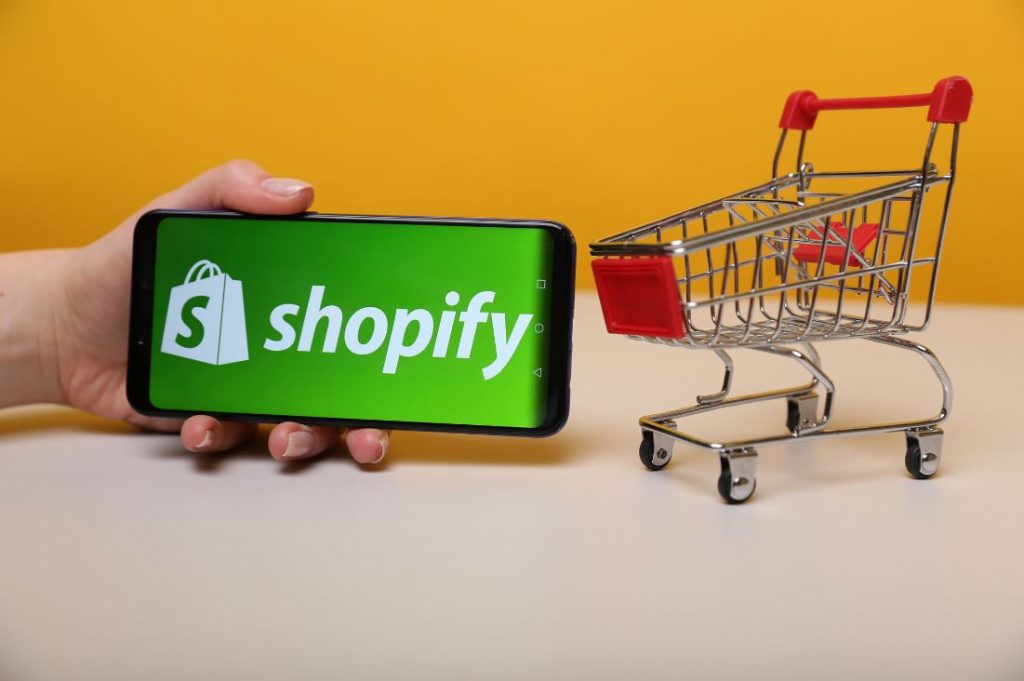 Four ways to decide if a Product is Right for your Shopify or Shopify Plus store