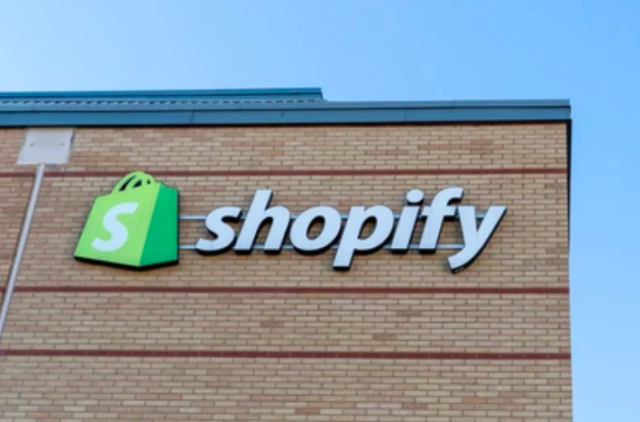 Shopify, Shopify Plus